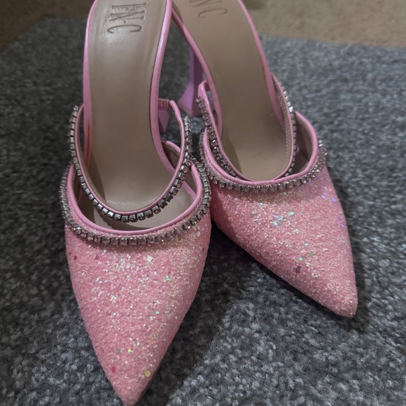 INC Pointed Heels - Picture 5 of 5